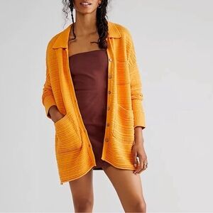 Free People FP Beach 🏖️☀️Day Dreaming Button-Up Cardigan in Malibu Orange🧡Medium
